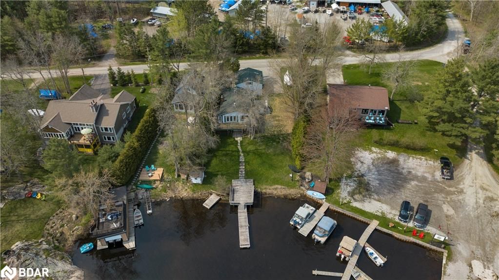 Single Family Residence sold at 1061 Sophers Landing Road, Kilworthy, ON, P0E 1G0 - Gravenhurst - MLS: 40389595