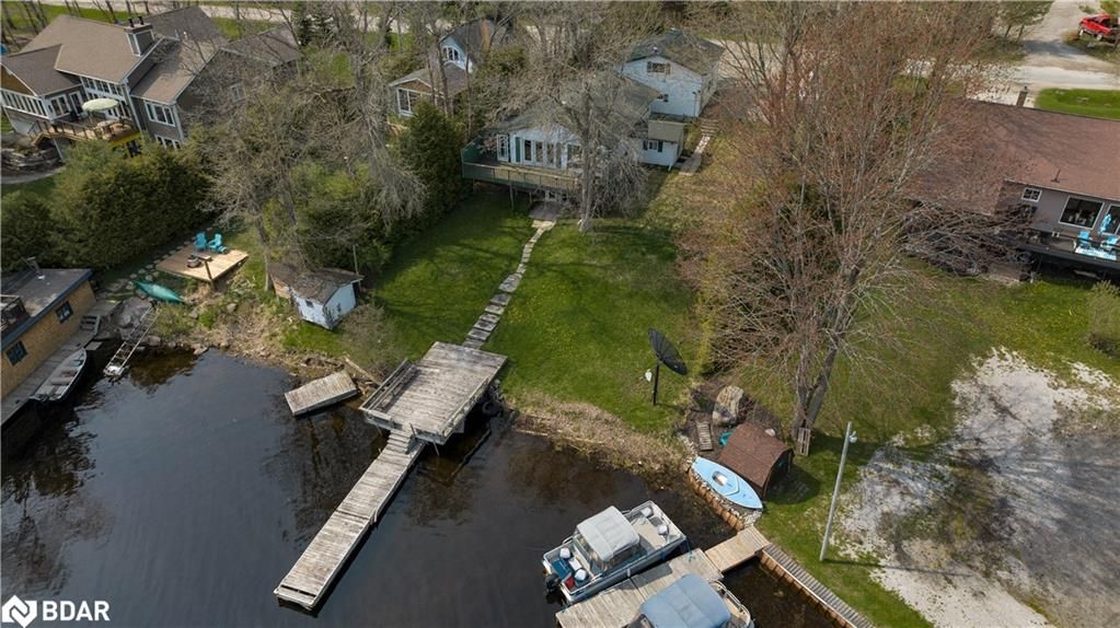 Single Family Residence sold at 1061 Sophers Landing Road, Kilworthy, ON, P0E 1G0 - Gravenhurst - MLS: 40389595