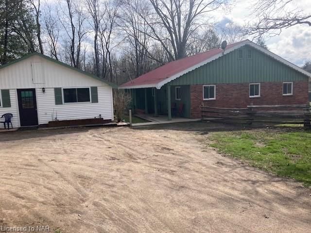 22 Fire Route 18a, R.R. #1 Road