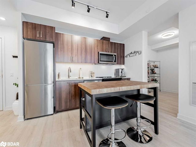 505 - 681 Yonge Street