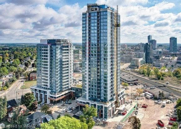 1112 - 5 Wellington Street