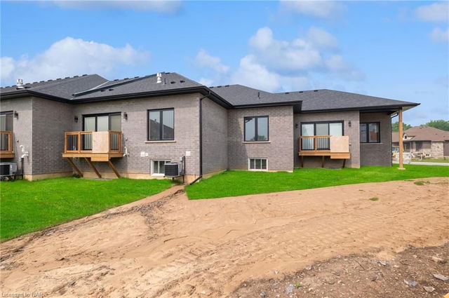 UNIT 1 Lancaster Drive