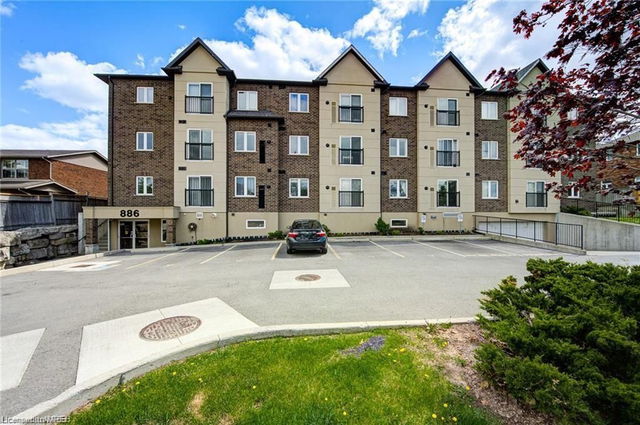 202 - 886 Golf Links Road