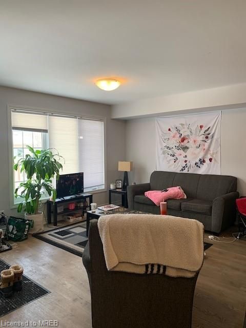 9 - 246 Penetanguishene Road