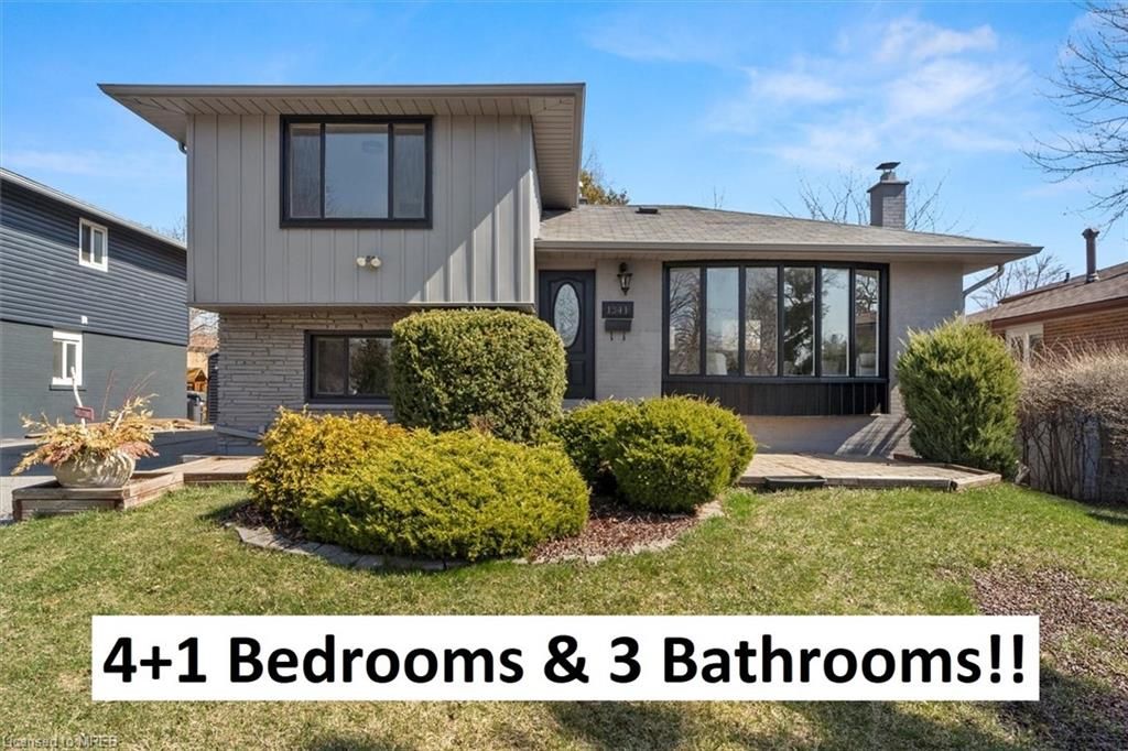Single Family Residence sold at 1341 Ludbrook Court, Mississauga, ON, L5J 3P2 - Clarkson - MLS: 40395002
