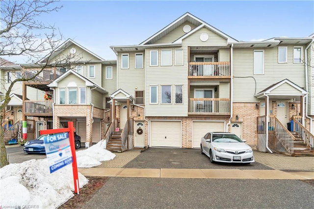 34 Stewart Maclaren Road