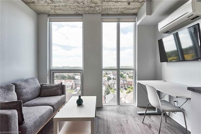 711 - 1900 Simcoe Street