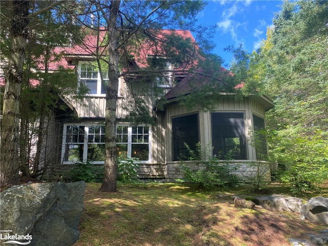 301 Emerald Hills Court