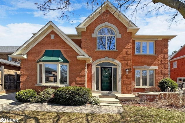 15 Grand Forest Drive