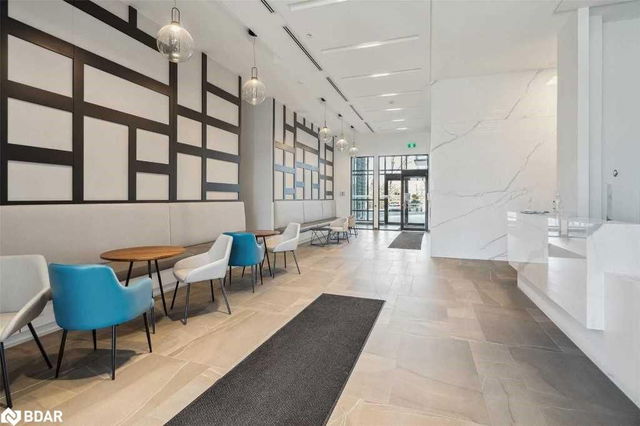 204 - 681 Yonge Street