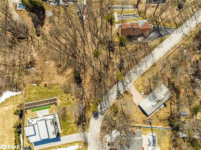 13 Crestwood Drive