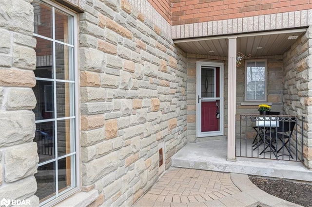 330 Cundles Road