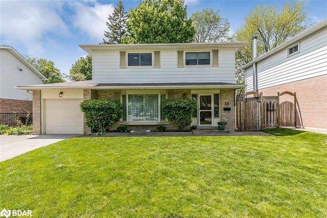 13 Porter Crescent