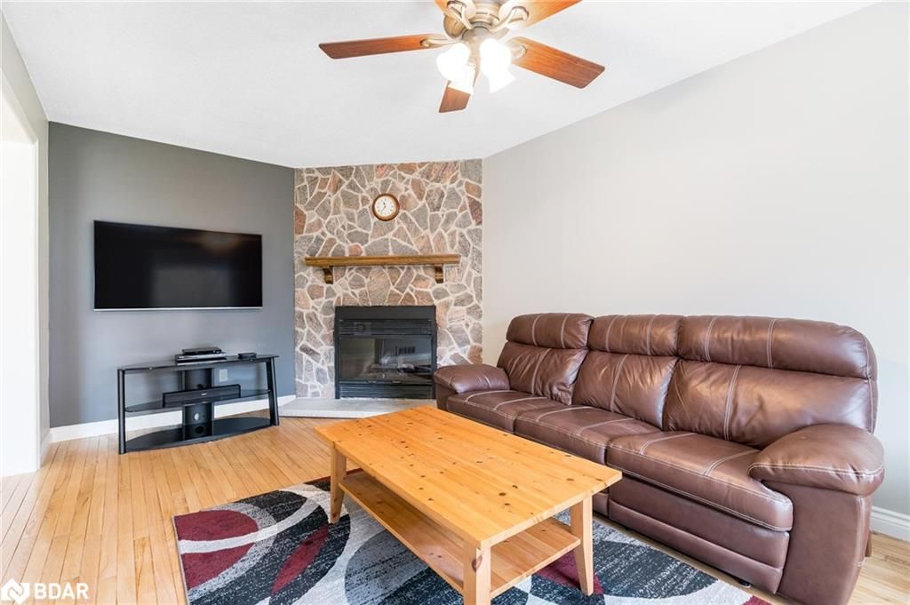 Single Family Residence sold at 41 River Ridge Road, Barrie, ON, L4N 7G2 - Innishore - MLS: 40410341