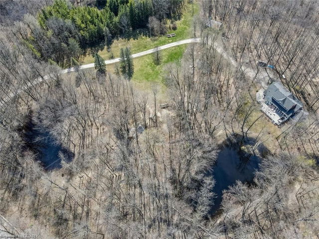 1334 Shellard Sideroad
