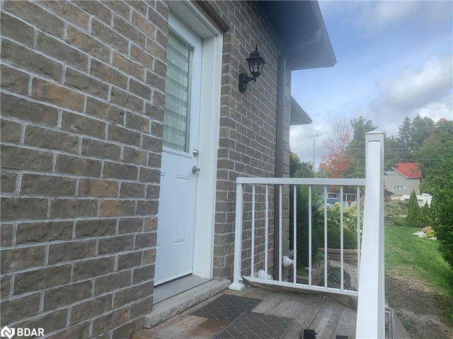 9 Greenwood Forest Road