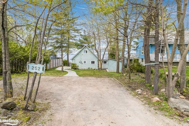 252 Robins Point Road