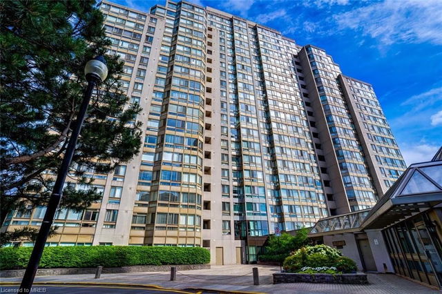 802 - 3233 Eglinton Avenue