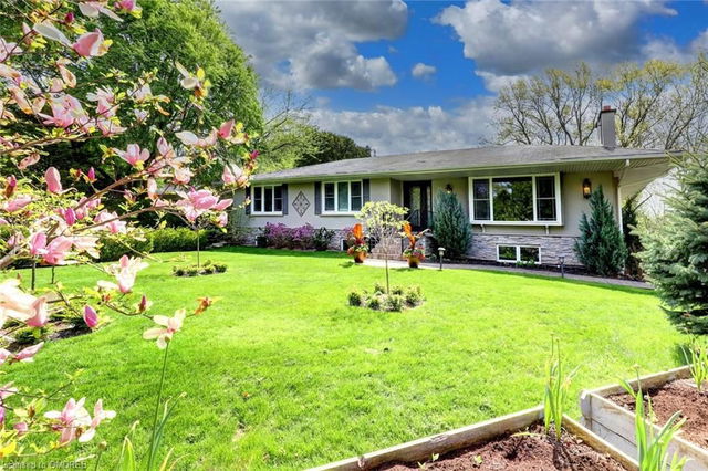 4306 Lakeshore Drive