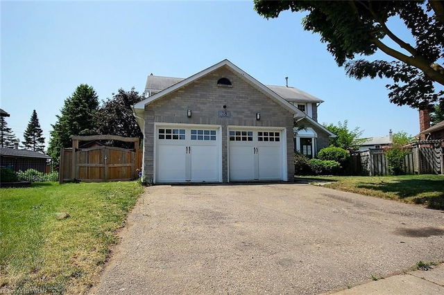 28 Legault Crescent