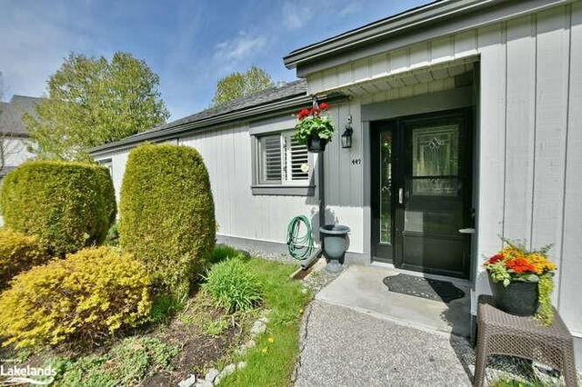447 Oxbow Crescent