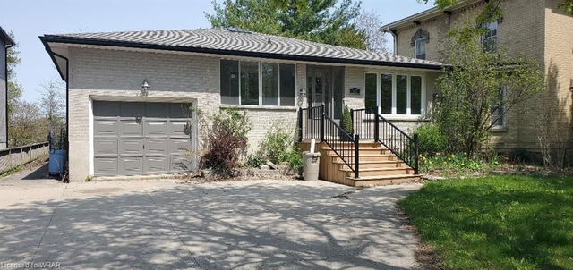 343 Peel Street