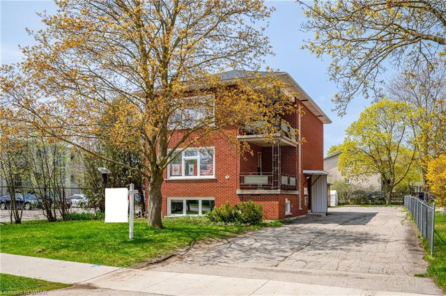 2 Robin Drive