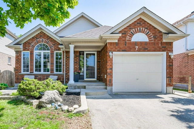 7 Milson Crescent