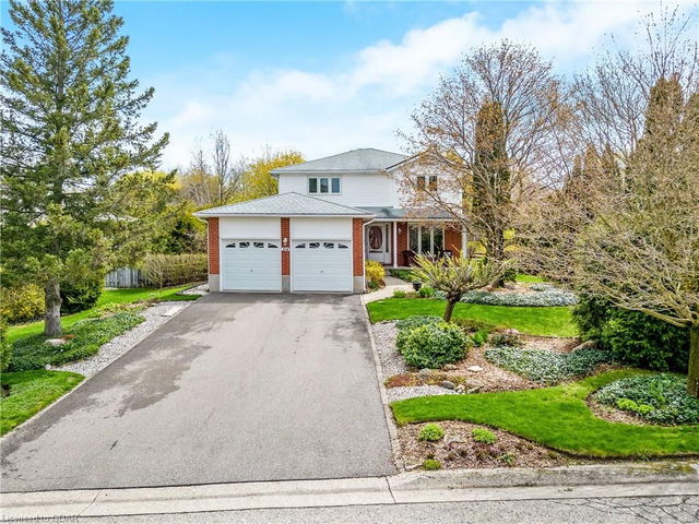 104 Lou Hilts Crescent