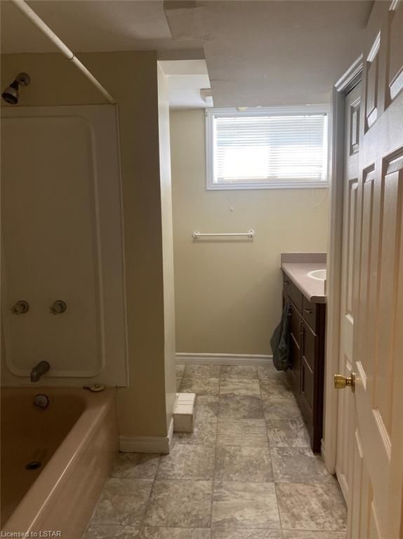 Single Family Residence leased at LOWER-712 Chester Street, London, ON, N6C 2K2 - South H - MLS: 40417613