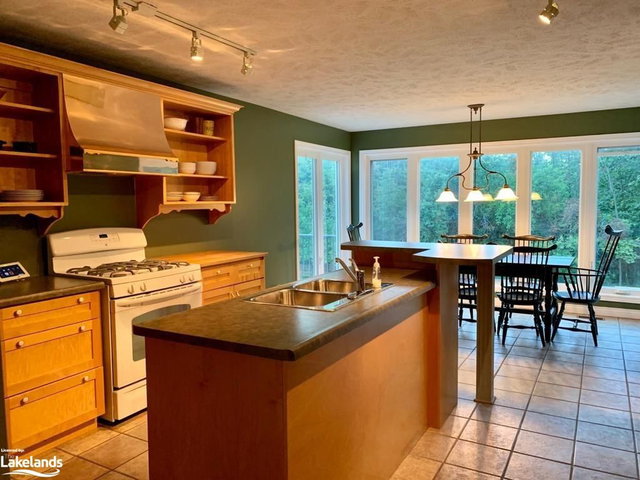 689667 Monterra Road