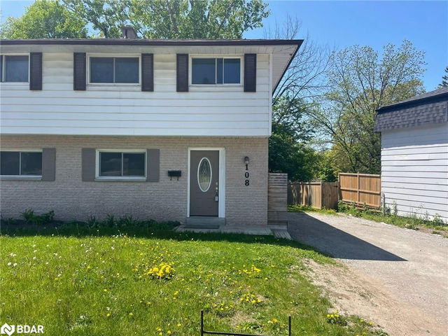 108 Mulcaster Street