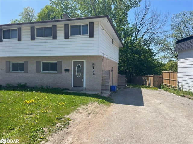 108 Mulcaster Street