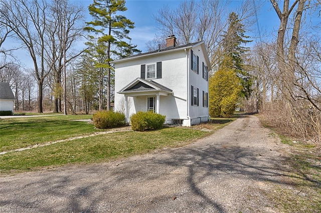 372 Lakeshore Road