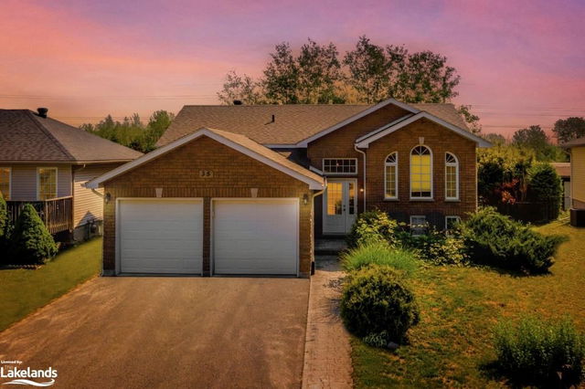 35 Mercer Crescent