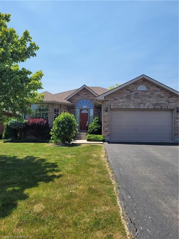 3 Spruce Grove Court