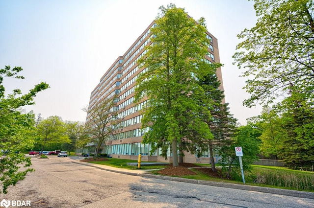 904 - 3227 King Street
