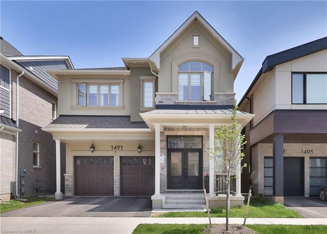 1491 Lakeport Crescent