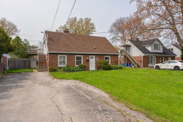 2077 Leighland Road