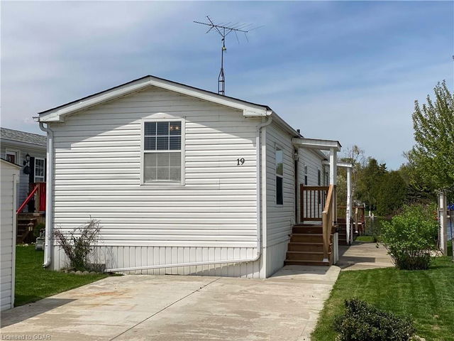 19 Ash Avenue
