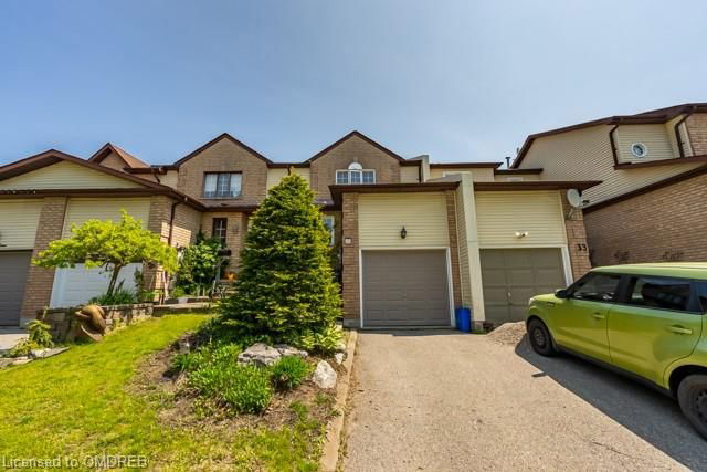 35 Moulton Court
