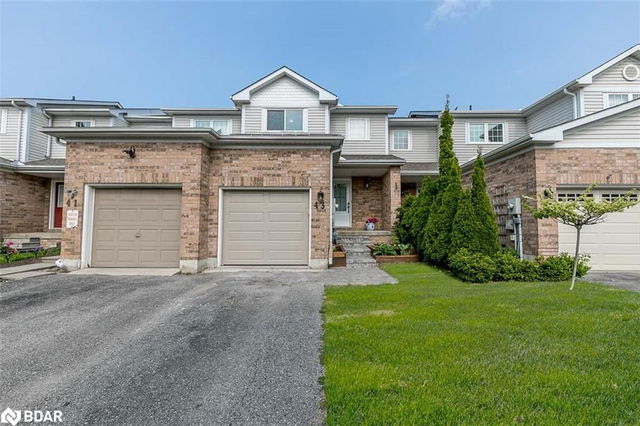 43 Pickett Crescent