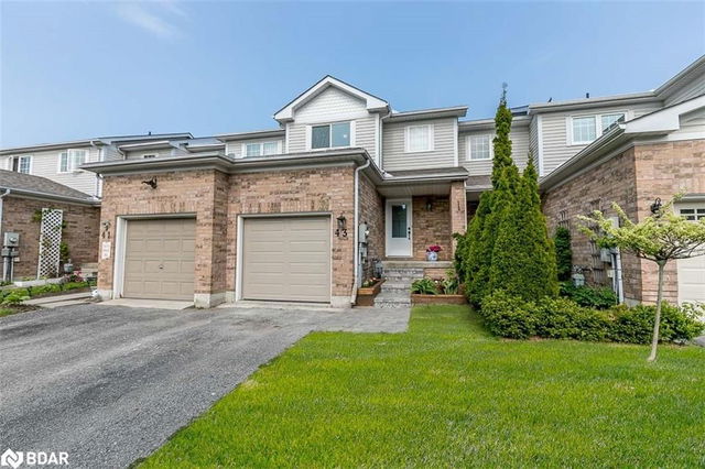 43 Pickett Crescent