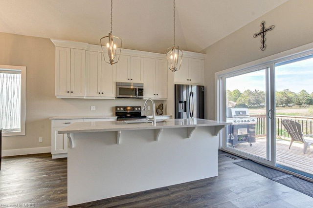 7 - 744 Nelson Drive