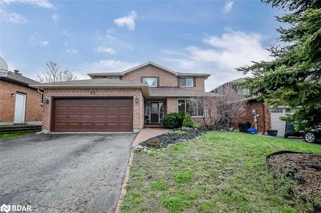 95 Chieftain Crescent