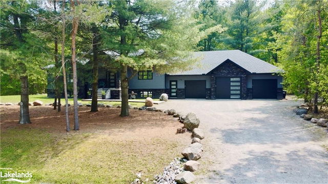98 Windermere Circle