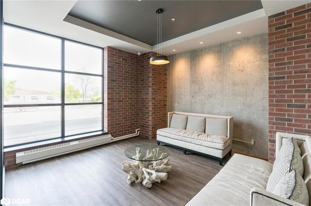 422 - 21 Matchedash Street