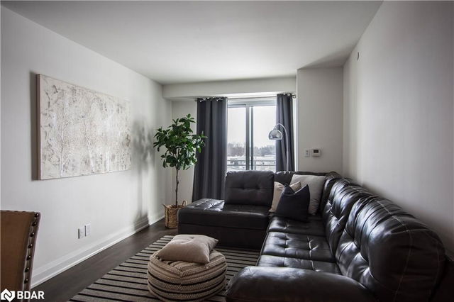 909 - 58 Lakeside Terrace
