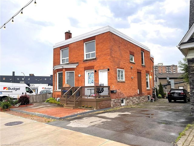 MAINFLOOR - 426 St. Paul Street