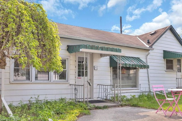 115 Oakwood Avenue